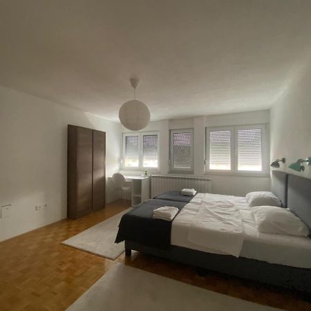 Hidden Gem Shared Apartment, Suite سراييفو المظهر الخارجي الصورة