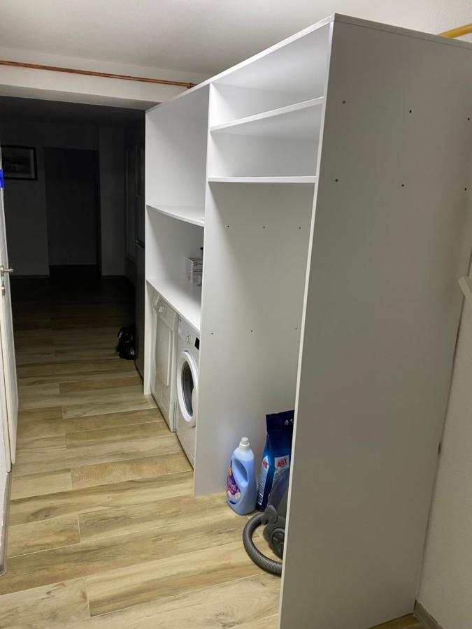 Hidden Gem Shared Apartment, Suite سراييفو المظهر الخارجي الصورة